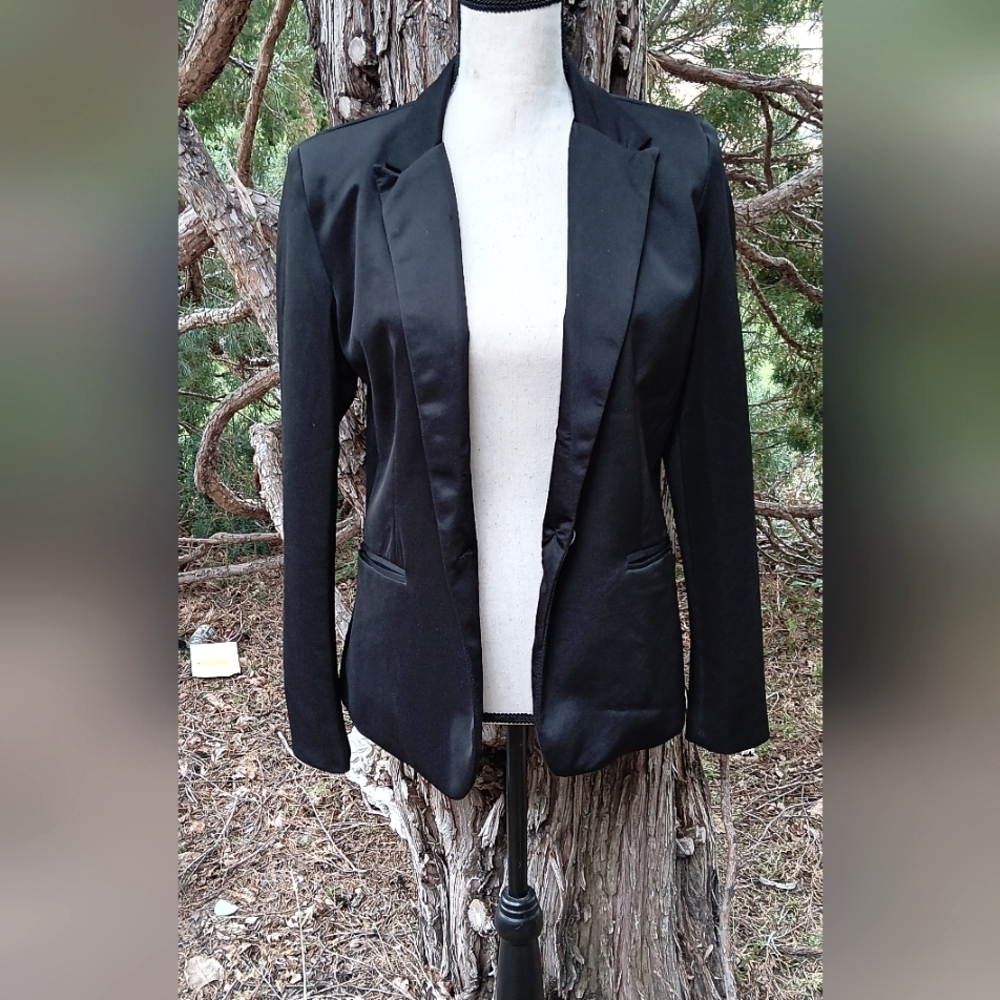 ⚜️Black Blazer